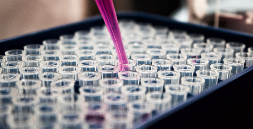 Microfluidic-based skin-on-chip models for safety assessment of nanomaterials: Laboratory